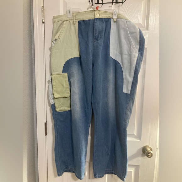 Nwt XPLUS women’s color block, wide leg jeans, three XL - Picture 1 of 16